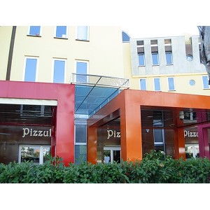 Tettoie in acciaio con gazebi in ferro